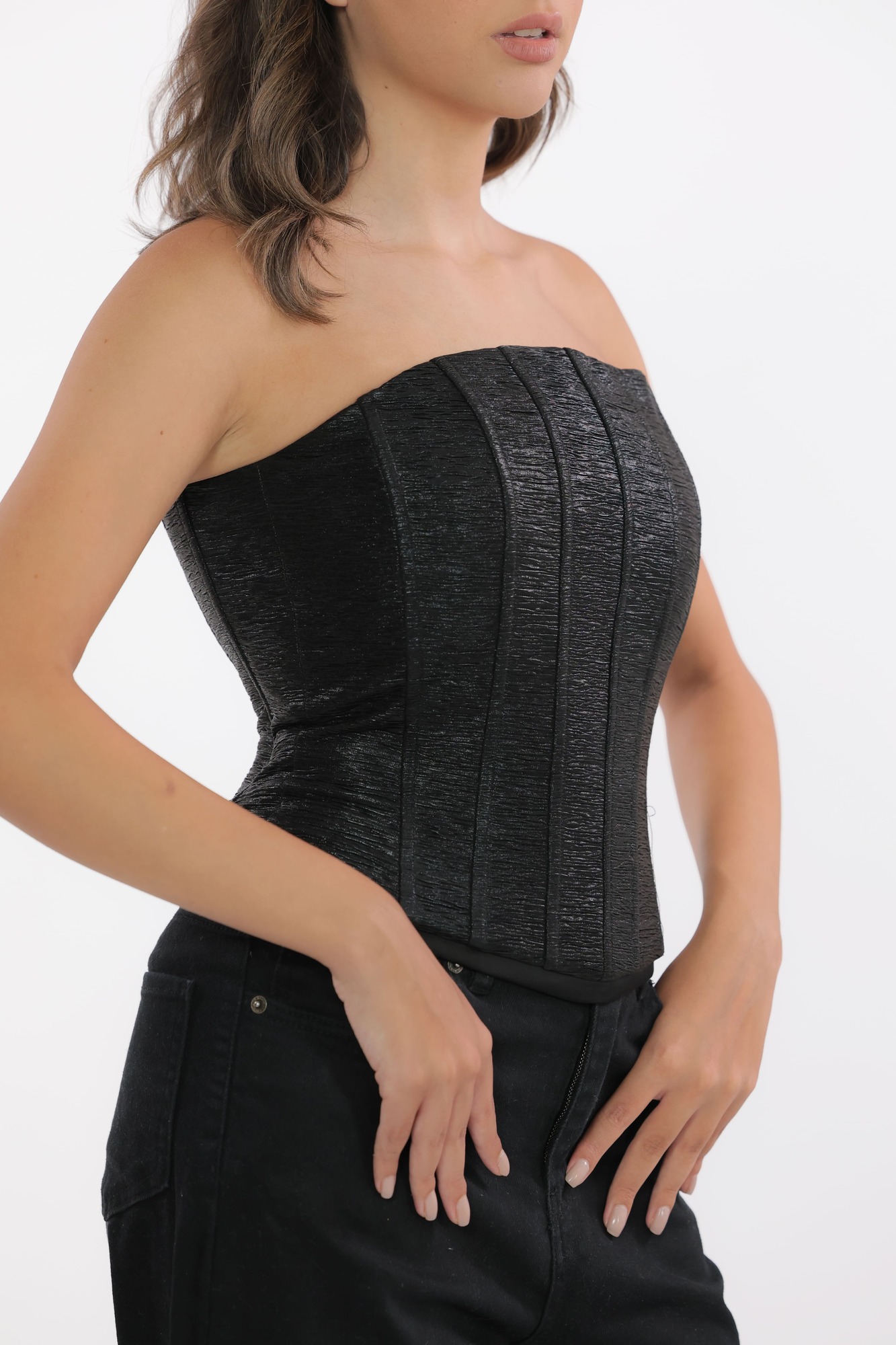THE SHELL BUSTIER - Black - Image 4